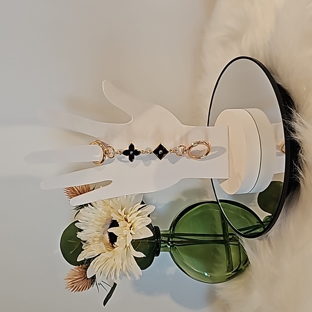 NWOT 💝 Bag Charm, Black  and Gold